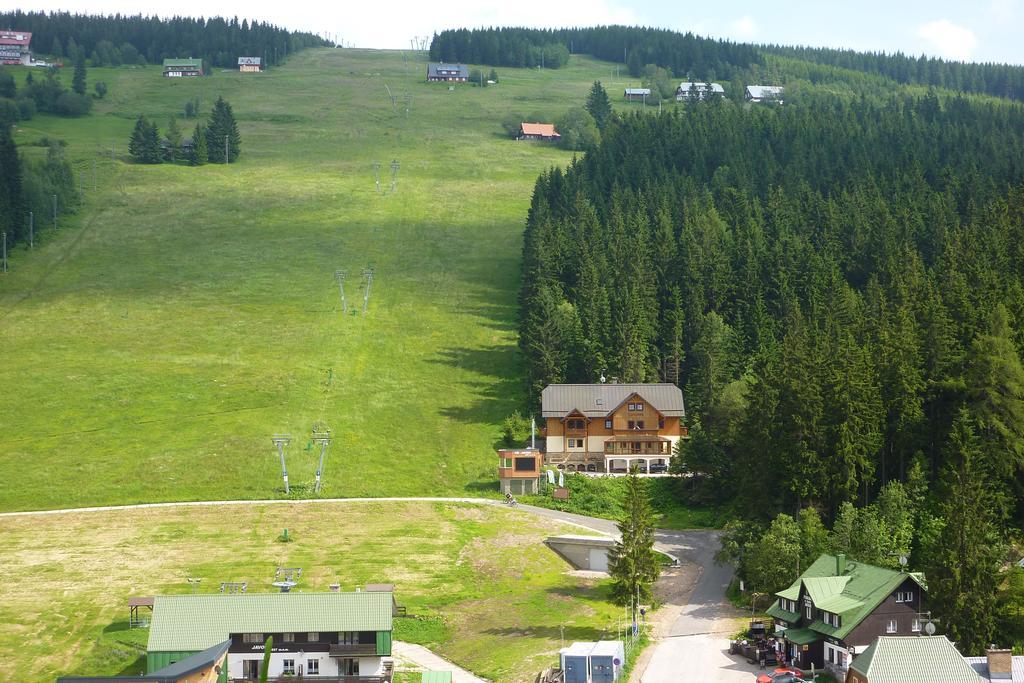 Penzion Melkus Pec pod Snezkou Exteriör bild